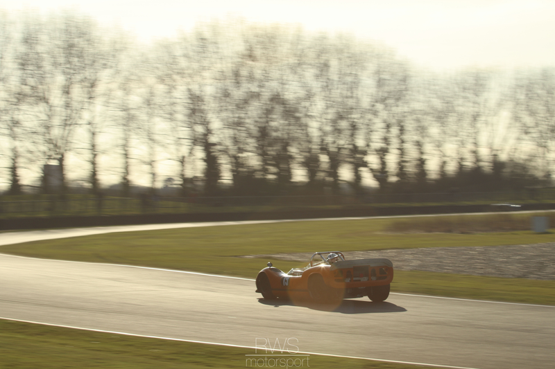 Illustration for article titled 73rd Goodwood Members Meeting – View from the bank + Photodump